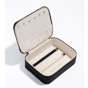 Maymar Black & Cream Zip Jewelry Case - NWT
